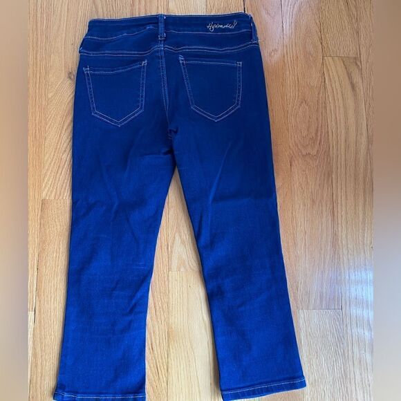 Hydraulic “Lola”Curvy Capri - Picture 3 of 7